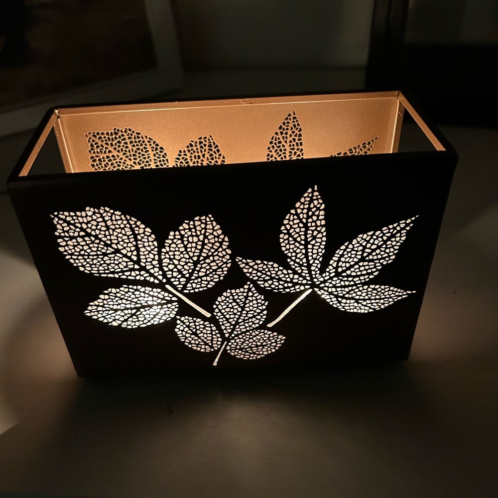 Leaves Yankee Candle Holder